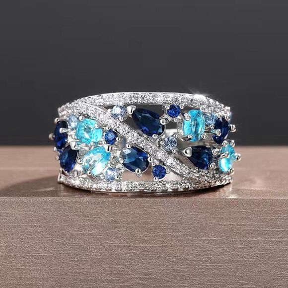 🩵 Blue Crystal Cz Diamond Wide Band  Ring 💎 - Picture 15 of 16